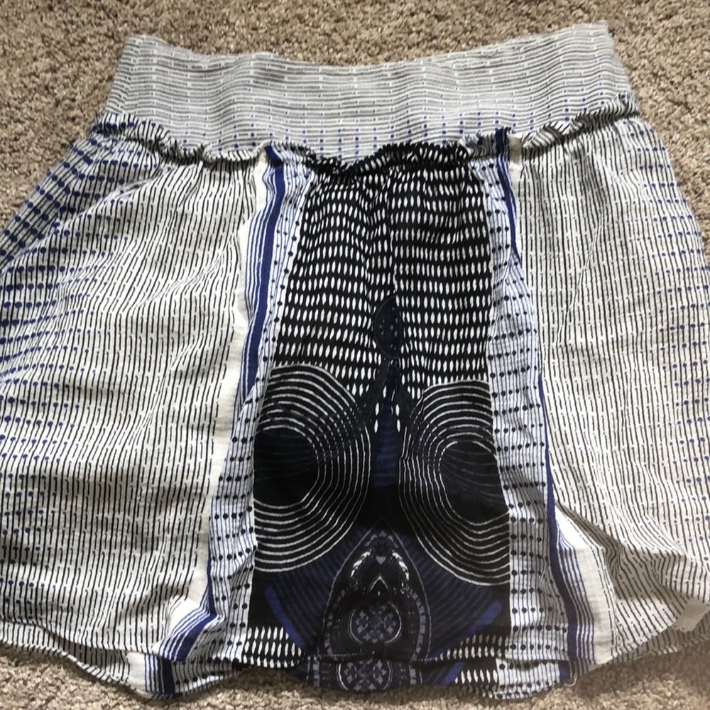 Cute lined mini skirt